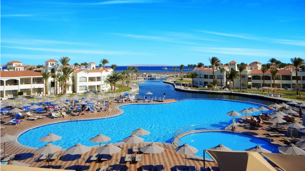 الفندق دانا بيتش ريزورت - الغردقة